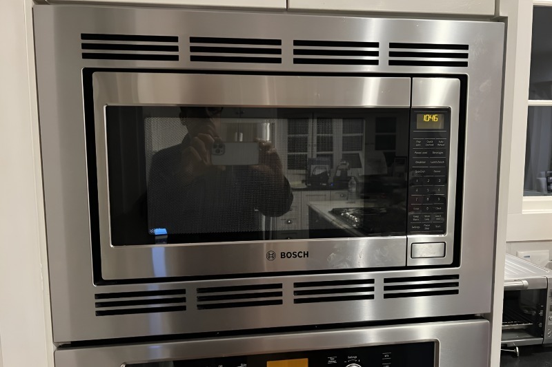 Buld-in Microwave Repair in Richmond West